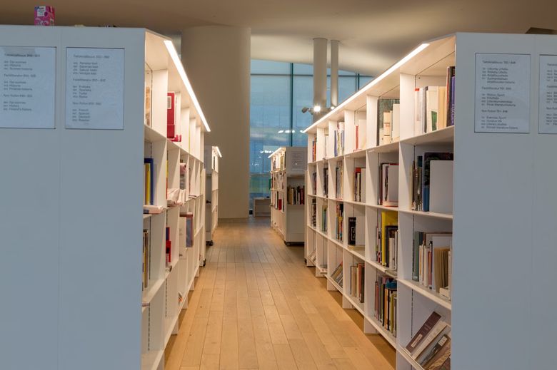 Нужно ли усиление пола и перекрытий под книжные стеллажи?