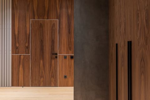 Что такое скрытая дверь и чем она отличается от обычной межкомнатной?